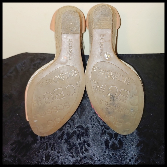 BCBGirls Sandals Cream, Salmon, Peach - Picture 5 of 7